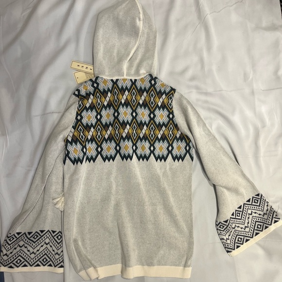 FIGUE- white sweatshirt, multi color, small. - Picture 3 of 3